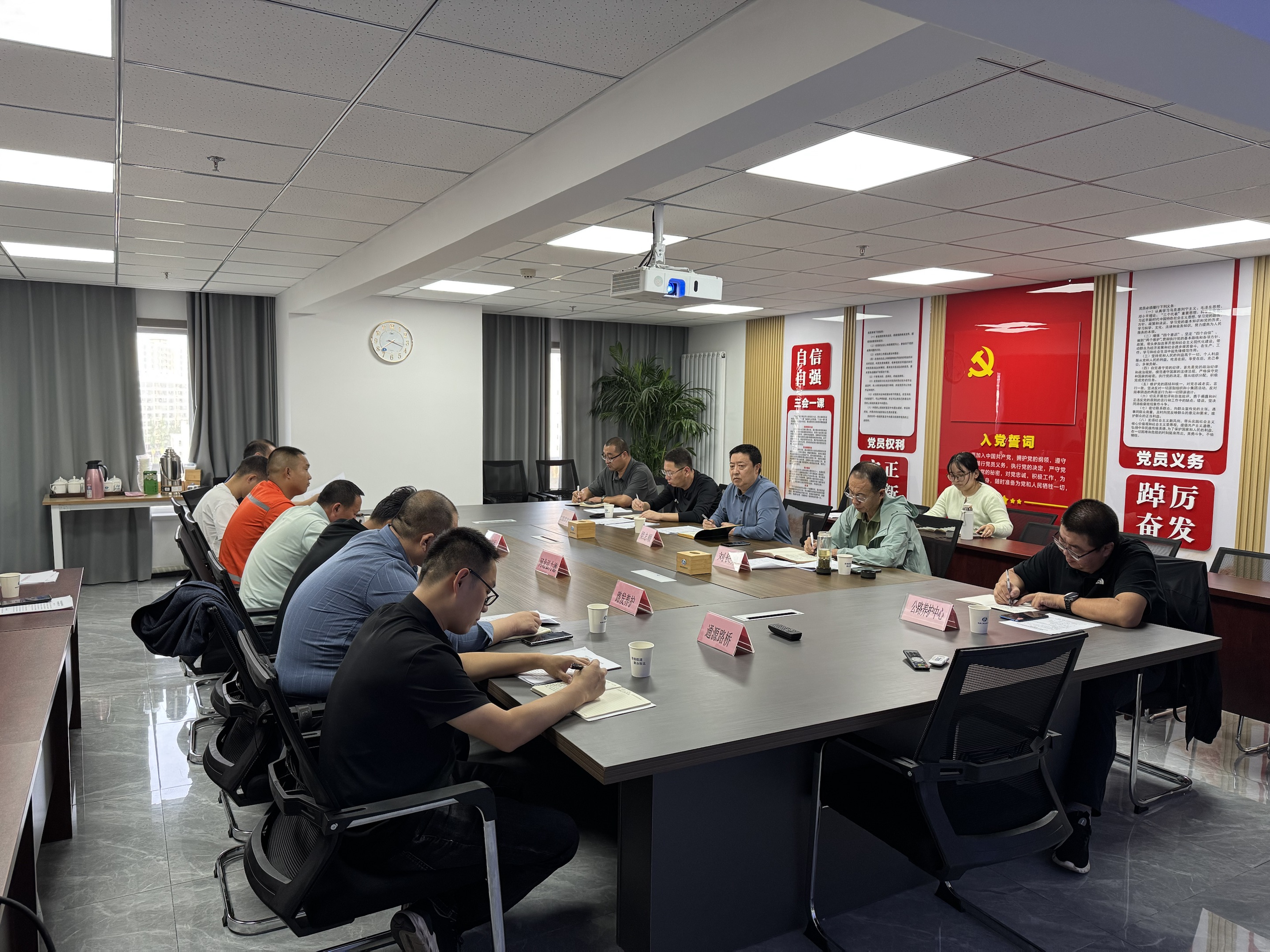 1726801877382272.jpg 4ca81527-cea2-430a-8e5b-9f5a33d9adb8.jpg