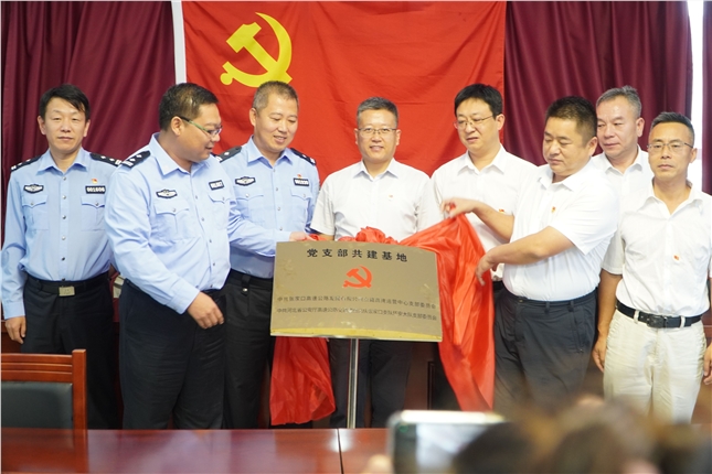 DSC09925.jpg DSC09925.jpg